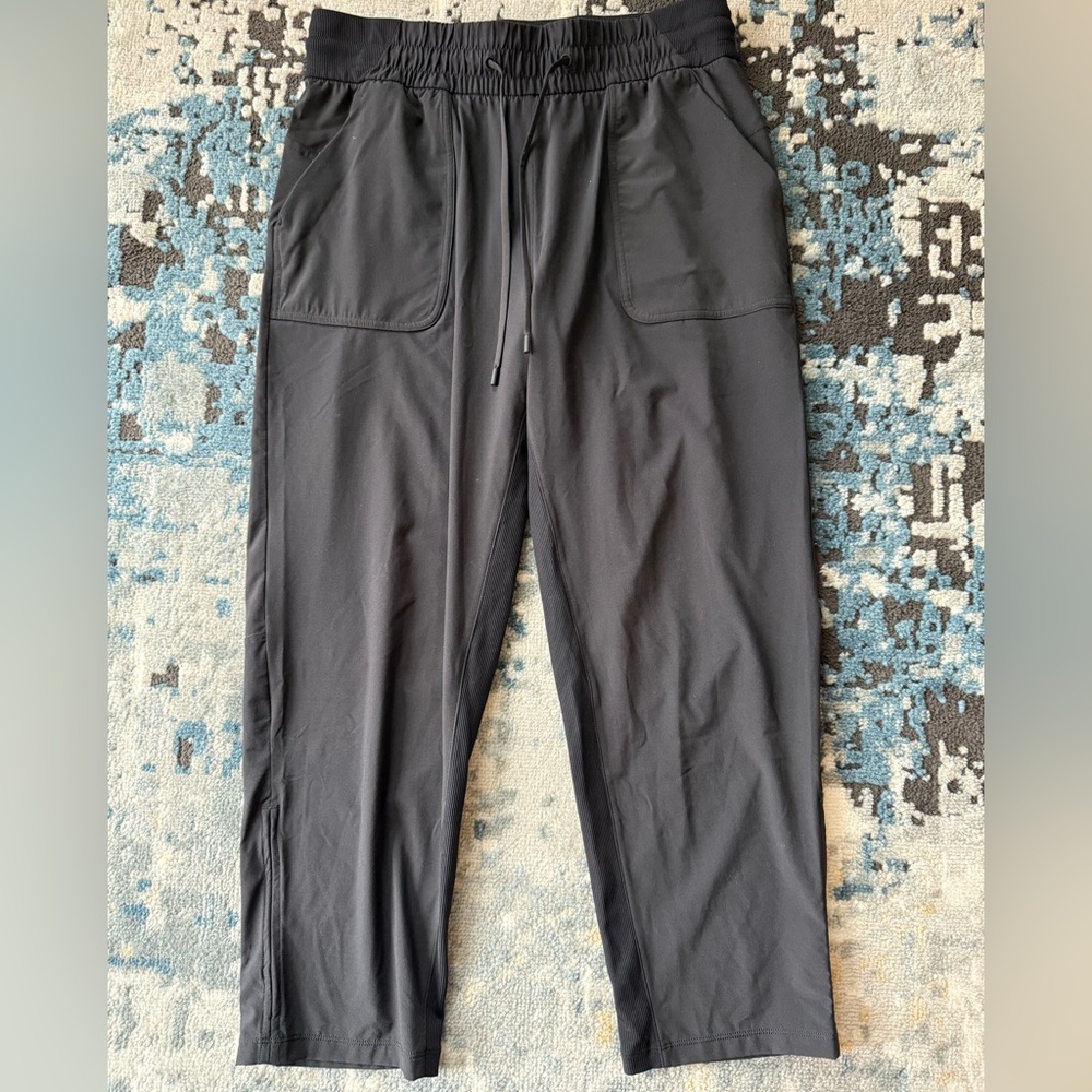 Lululemon Beyond The Studio Crop